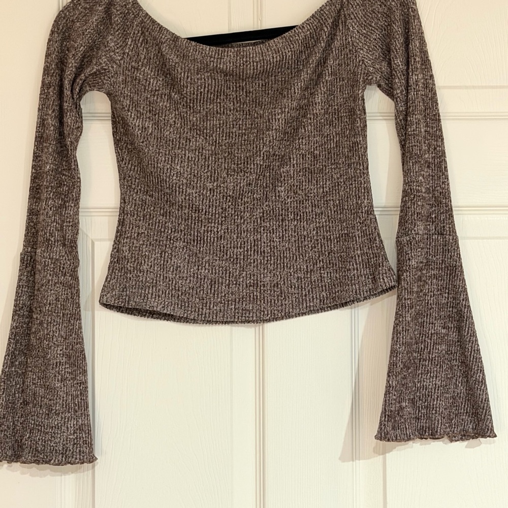 Grayish Brown Ribbed Long Sleeve Top